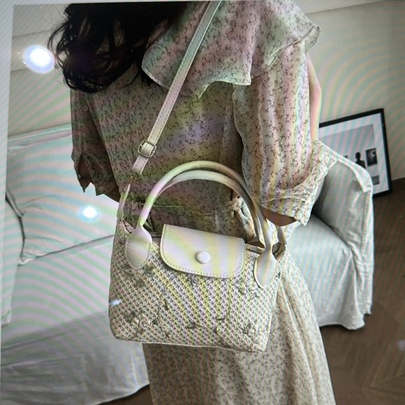 Elegant Tan Woven Straw look Shoulder Crossbody bag, designer handbag look - Picture 5 of 15